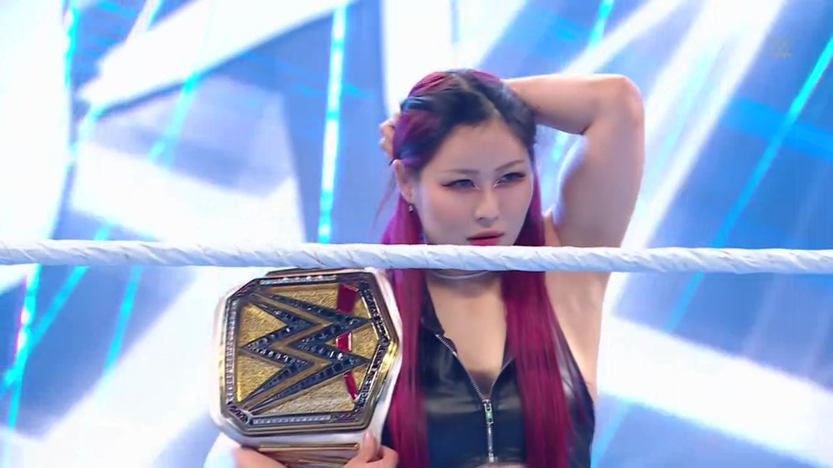 IyoSkySourceCOM's tweet photo. HQ #Smackdown Screencaptures: https://t.co/ackdvwhh0u
#IyoSky #GeniusOfTheSky #DamageCTRL #WWE 

(@Iyo_SkyWWE) https://t.co/D9CFKLClOV