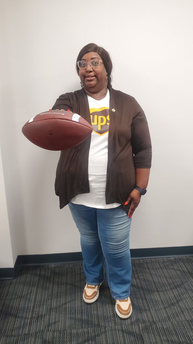 Hard work and a compassionate heart have paid off for #UPSer Shameka Leach. She's headed to Las Vegas for the big game this weekend! 🏈 Shameka started her UPS career 24 years ago, and she's been making a difference in her community ever since. Shameka found a niche in…