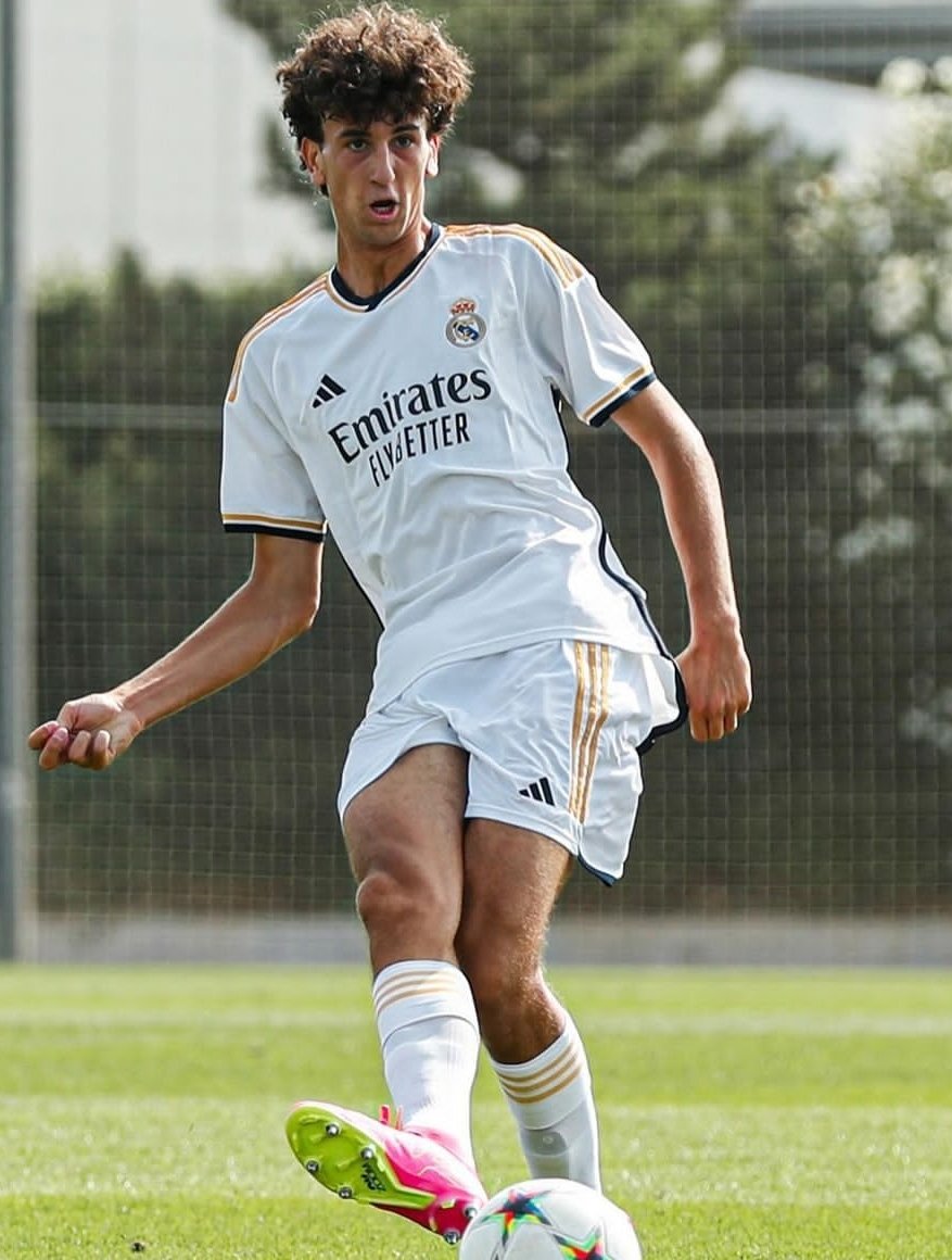 ⚡2 defensas tenemos en el banquillo: Fran García (LI) y el canterano Jacobo Ramón (CT).