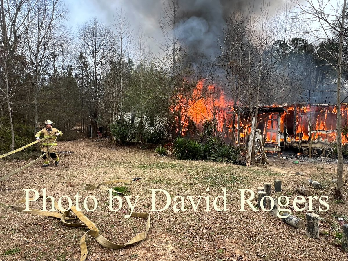 Anderson county. Structure Fire on Pinewood Drive. Whitefield, Cheddar, and West Pelzer firefighters on scene. Medshore and two QRV’s also on scene. <a href="/CarolinaScanner/">Carolina Scanner</a>