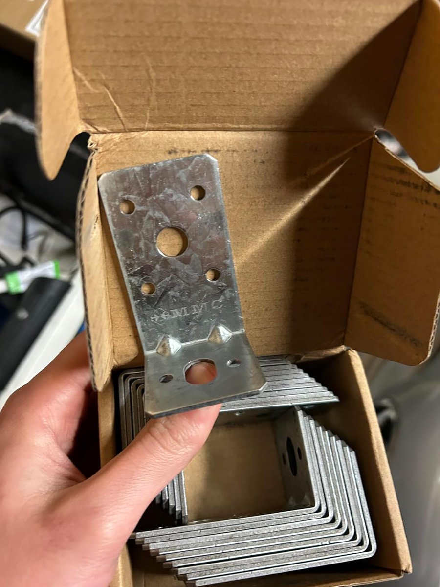 MingweiSamuel's tweet photo. i know that deck screws in framing ties is not up to (framing) code and we will be switching to Simpson SD connector screws and these sturdier corner brackets #benchmaxxing https://t.co/b8UfhaVlIn