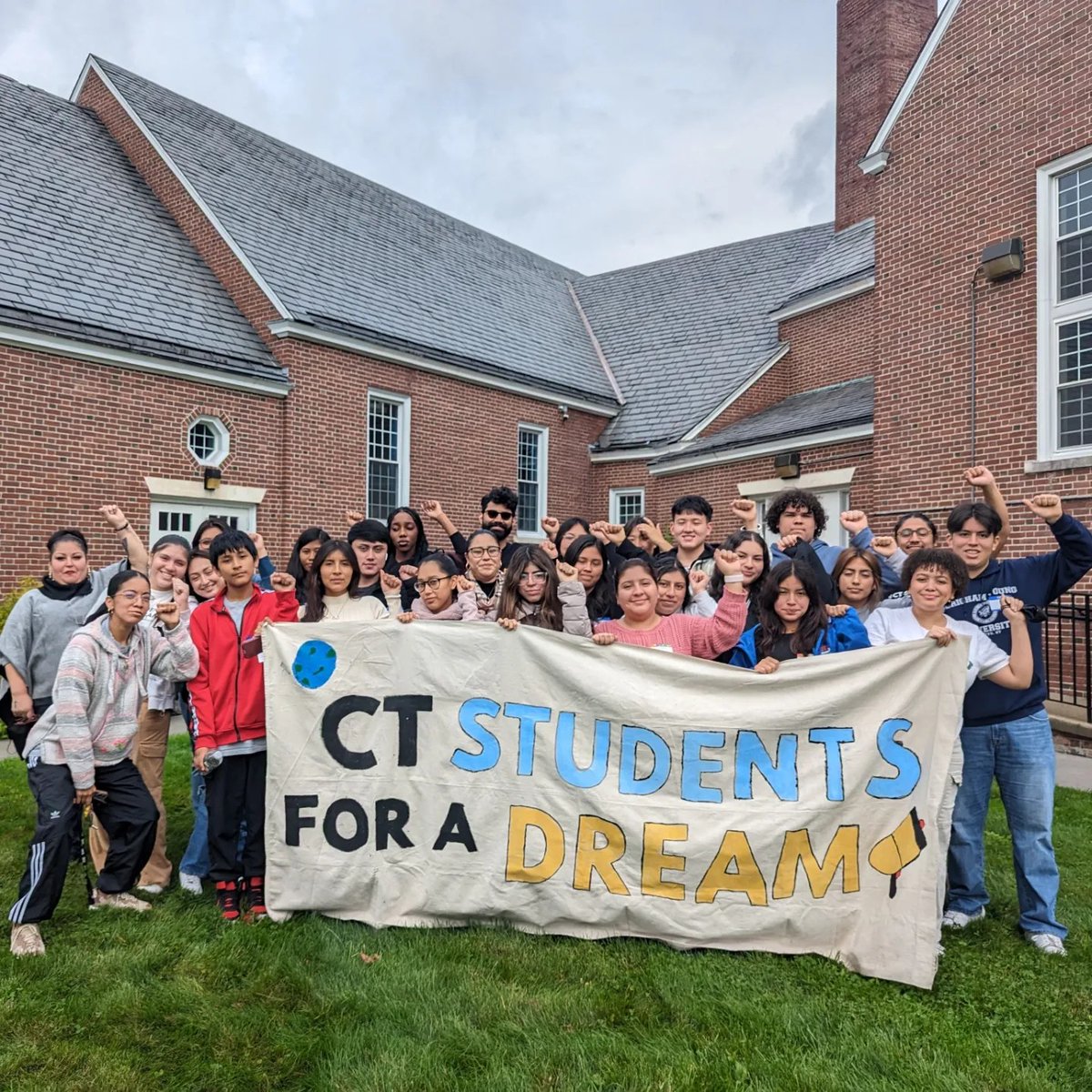 CT Students for a Dream tweet media
