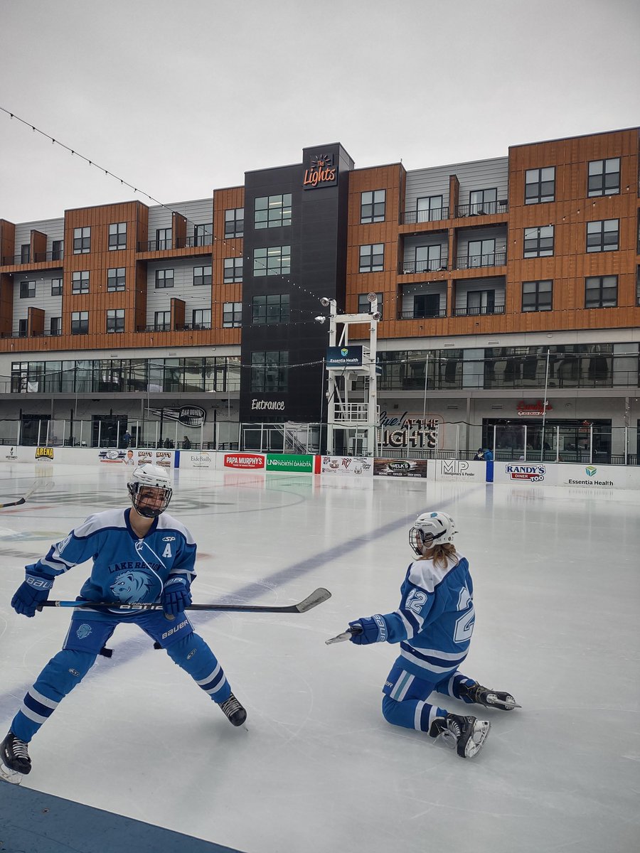 LRSCWHky's tweet image. Outdoors at The Lights! Bout that time...
