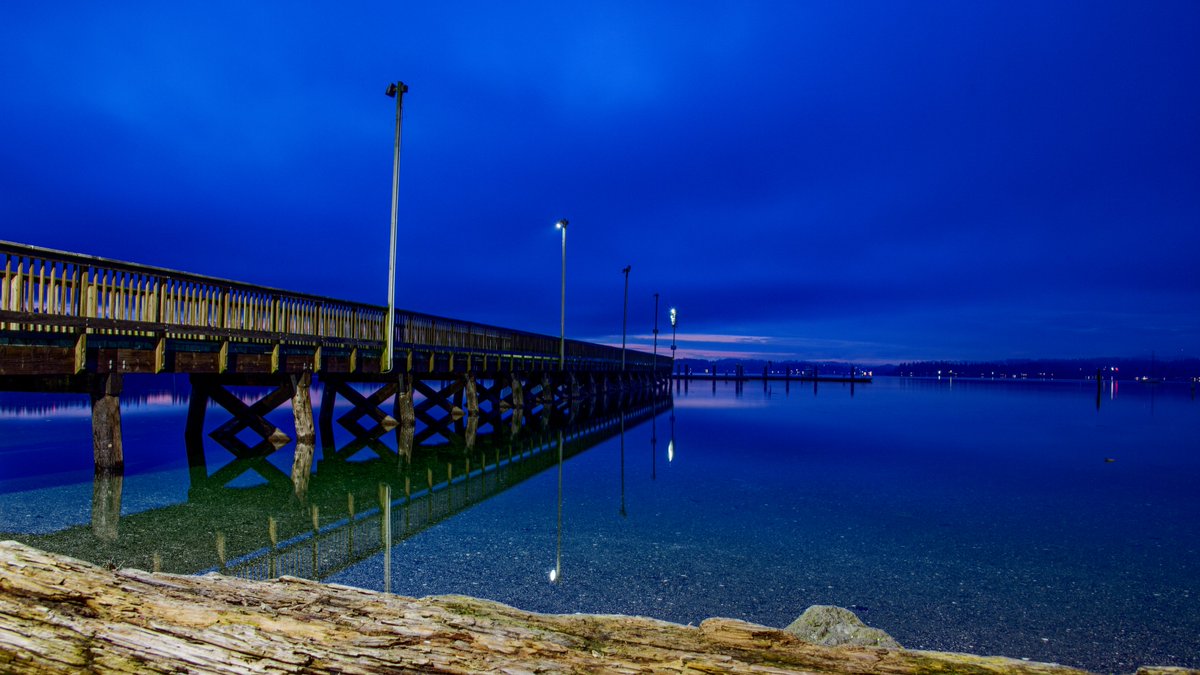 chingsemb's tweet image. good morning from silverdale @komonews @MollyShenKOMO @Rebecca_Weather @ShannonODKOMO @KClarkWx