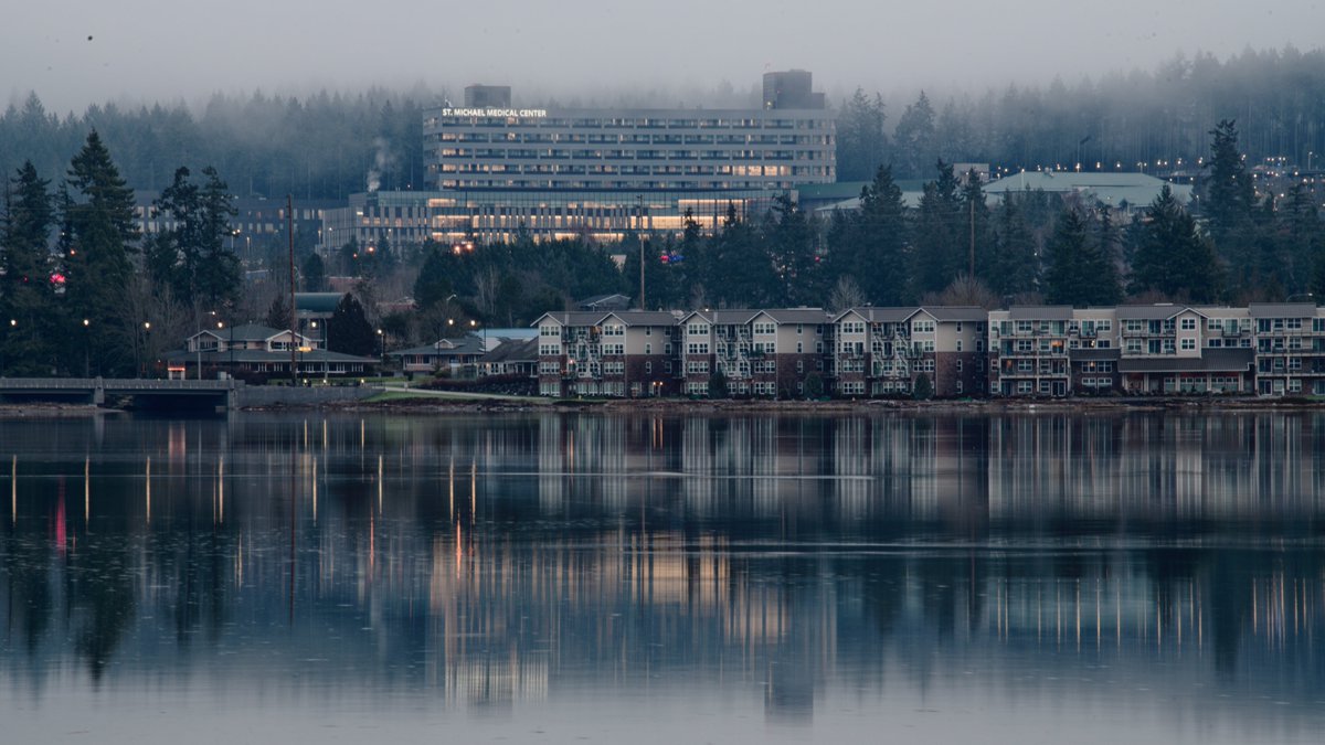 chingsemb's tweet image. good morning from silverdale @komonews @MollyShenKOMO @Rebecca_Weather @ShannonODKOMO @KClarkWx