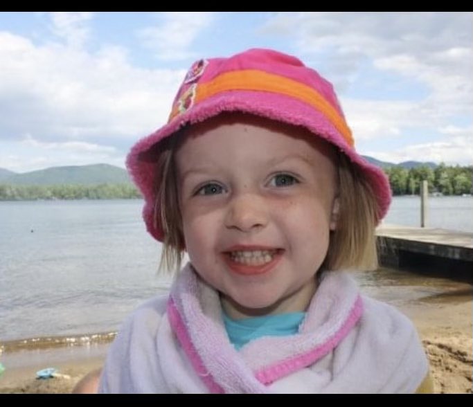 TZ finishes on a win over Suffern, 54-27. <a href="/KristenPhelan2/">Kristen Phelan</a> led with 19, <a href="/evegirardi9/">Eve Girardi (2026)</a> added 13, and <a href="/emma_mchugh1/">Emma McHugh</a> had 9. 

#GDE goes to our seniors - Maddie, Jules and Tara - for doing everything that is asked of them, being great teammates, and even better people 🔋