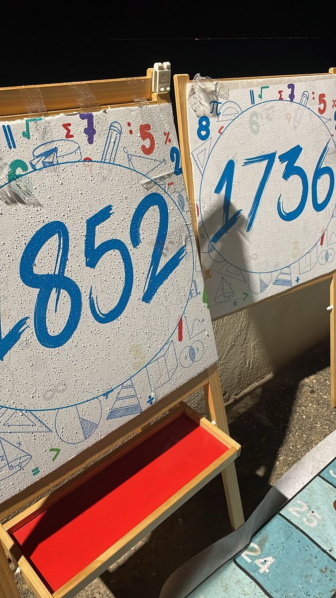 mathscidam's tweet image. وتضمّنت الفعالية مشاركة طالبات #قسم_الرياضيات بِعدد من الأنشطة والمُسابقات تحتَ عُنوان : أعوام وأعلام 📆

وشهدت الفعالية حضور معالي رئيس الجامعة الدكتور : عبدالله الربيش وعدد مِن عُمداء ووكلاء الكليّات ✨