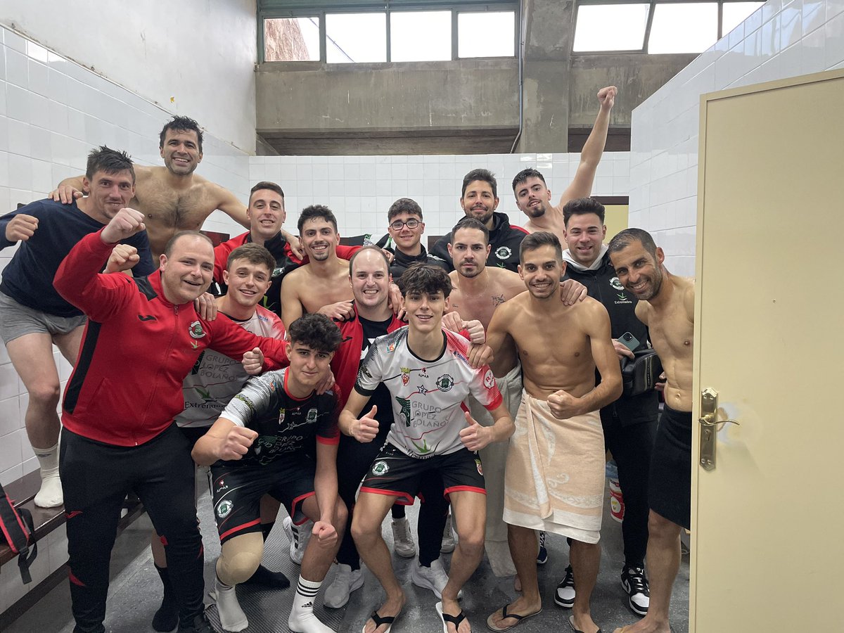 Temporada 23/24
2 División Nacional B
Grupo IV
Jornada 19

<a href="/grupolopez14/">GrupoLopezBolañosFS</a> 13-3 <a href="/cidadtorrejonfs/">EFS CIUDAD TORREJON</a> 

<a href="/roman_cory12/">Roman</a> ⚽️x4
<a href="/fedevazs/">fede</a> ⚽️x4
<a href="/SukocaceresSuko/">Felixsuko10</a> ⚽️⚽️
<a href="/AlexGonzalez008/">Alejandro Gonzalez</a> ⚽️
Nando⚽️⚽️

+3 en un partido en el que la diferencia estuvo en el acierto

#elsueñocontinua
 #123👼🏻2💫🤍🖤❤️