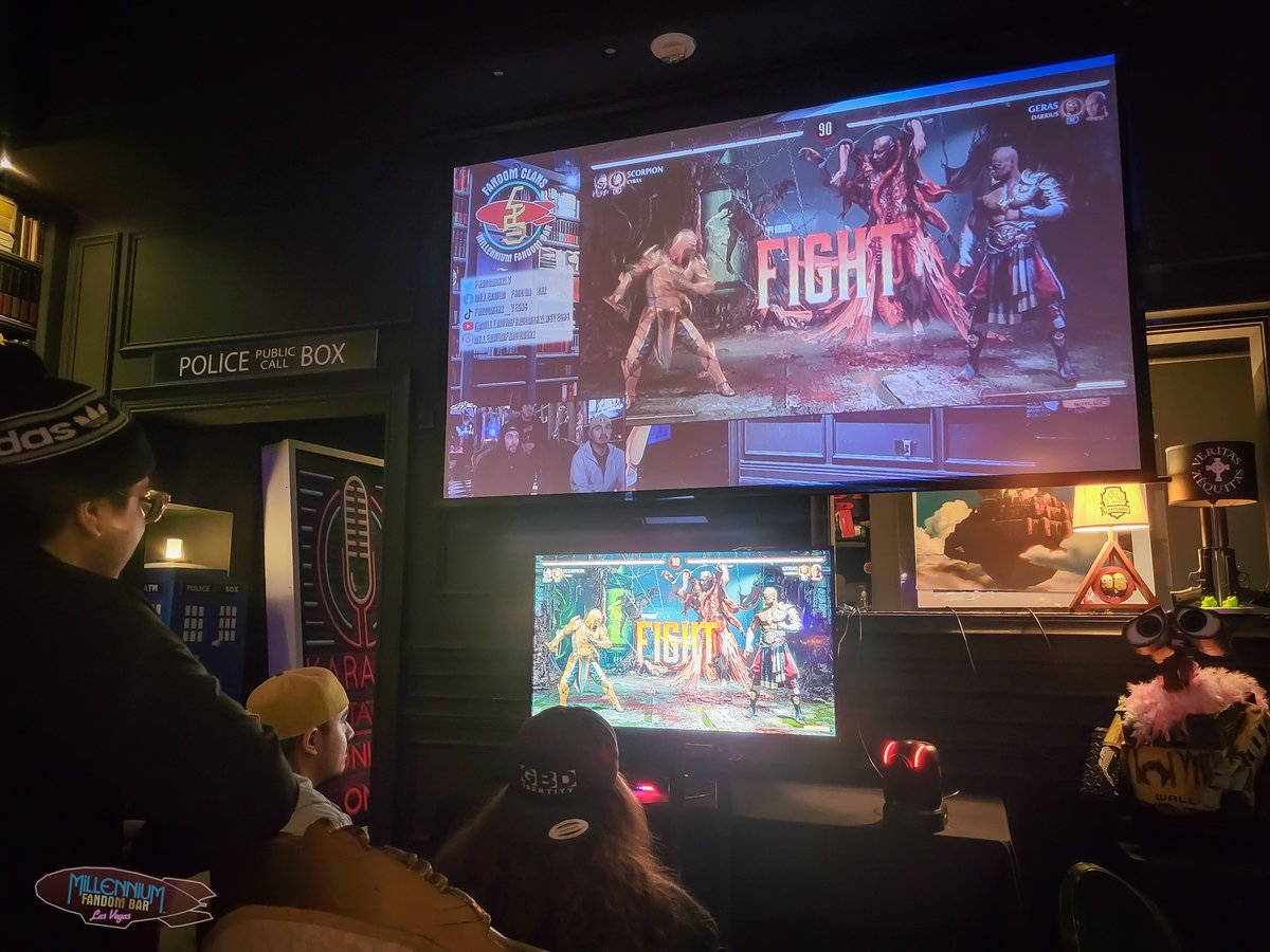 FandomBarLV's tweet photo. https://t.co/mRjHI5EHxN
#MillenniumFANDOMBAR #FandomBar #FandomBarVegas #Cocktails #Mocktails #FoodTruck #TheMeatWagonLV #Fandom #Cosplay #LasVegas #FandomClans #VideoGame #Tournament #VideoGameTournament #VideoGameNight #PlayStation #PS4 #PS5 #FandomFightNight #MortalKombat1 https://t.co/lH7e8HC57A