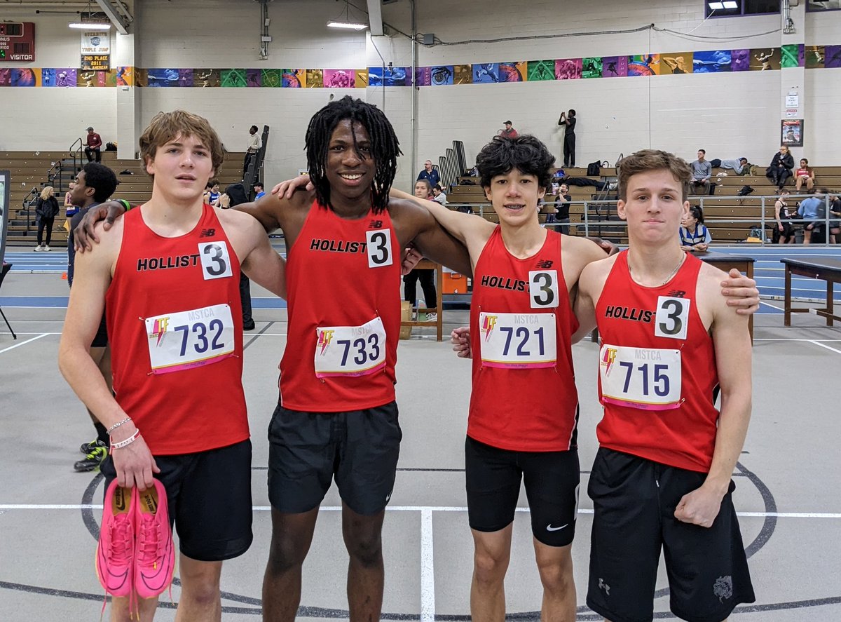 Holliston Boys Winter/Indoor Track new school record by .06 with 1:35.01 time for 4x200m relay at @MSTCA1 invite. Suhajda, Tabe, Florendo, Andreola