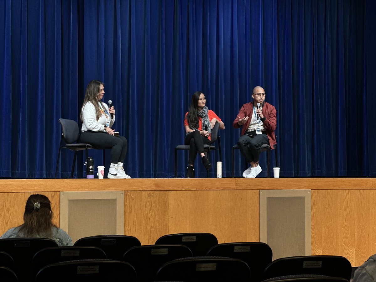 Keynote at #wcphx. Building entrepreneurial community with @poondingo and @azc_domingo <a href="/cohootsphx/">CO+HOOTS - #1 Ranked Coworking Space in AZ</a>
