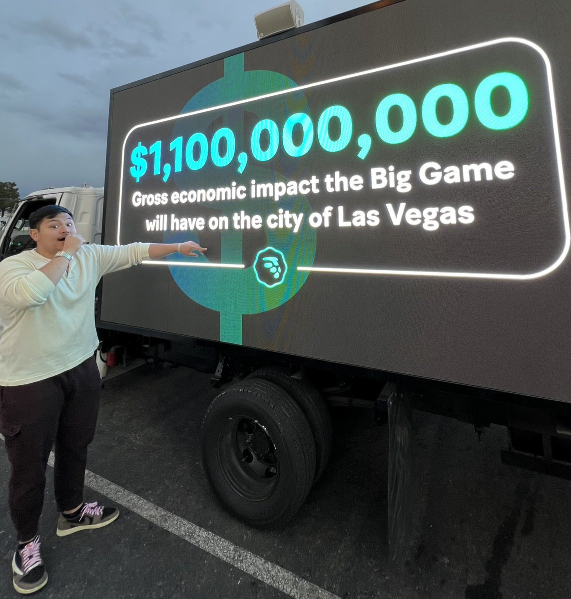 Do you #KnowMoney? Be sure to tag us if you see the #MoneyLion truck in Las Vegas for #SuperBowl2024. 

#SaturdayMood #finance #moneycontrol 

Be sure to follow the link and take control of your finances: 

moneylion.com/know-money/