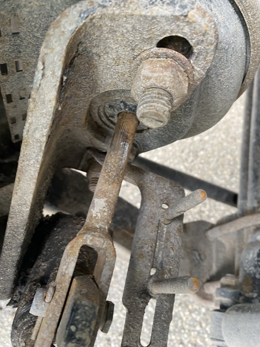 This truck was inspected by our <a href="/CVSA/">CVSA</a> Inspector Cst Barnes.  4 of 6 brakes on the tractor unit were found to be out of adjustment/inoperable. Pre trip inspection showed no defects.

The CMV was placed out of service, multiple charges laid against driver &amp; company #RoadSafety ^MRT