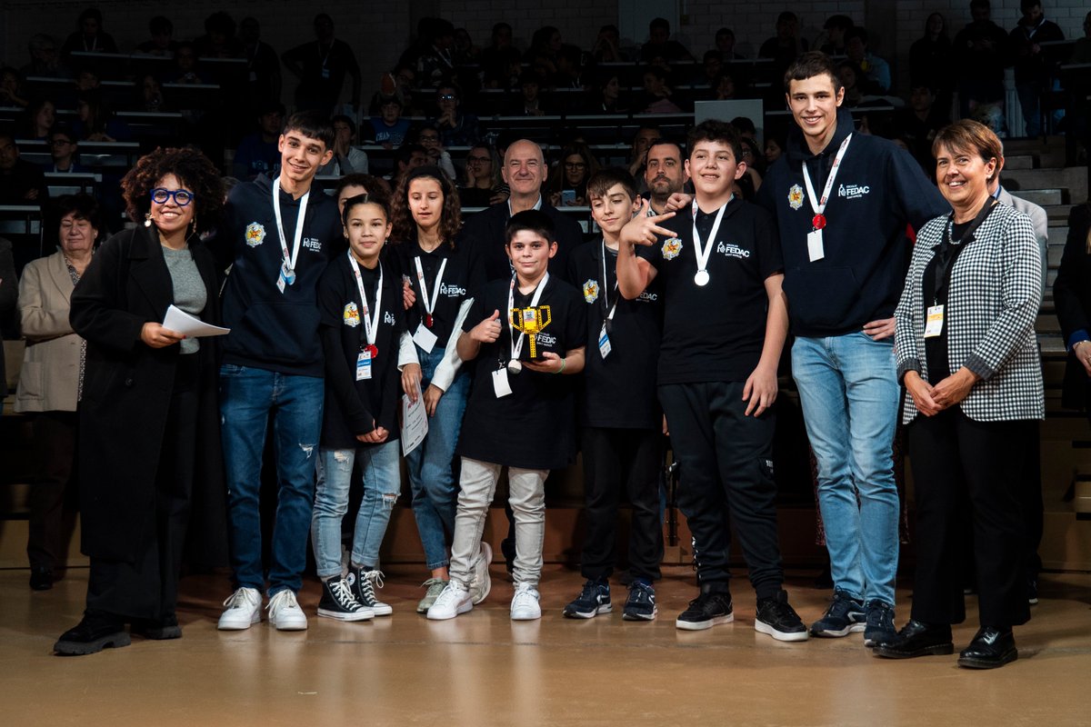Premi al comportament del robot per a FEDAC Wolvineers!  

#FirstLegoLeagueGirona

<a href="/FLL_Spain/">FIRST LEGO League SPAIN</a> <a href="/IngenieraSoy/">Ingeniera Soy</a> <a href="/univgirona/">Universitat de Girona</a> <a href="/UdGPolitecnica/">Escola Politècnica Superior #50EPS</a> <a href="/PatronatEPS/">Patronat Politècnica</a> <a href="/educacio_gi/">#EducacióGirona</a> <a href="/diariARA/">diariARA</a> <a href="/DiarideGirona/">Diari de Girona</a> <a href="/VilaWeb/">VilaWeb</a> <a href="/cultura_cat/">Cultura</a> <a href="/GRNInternet/">GRN Serveis Telemàtics</a> <a href="/FundMetalquimia/">Fundació Metalquimia</a>