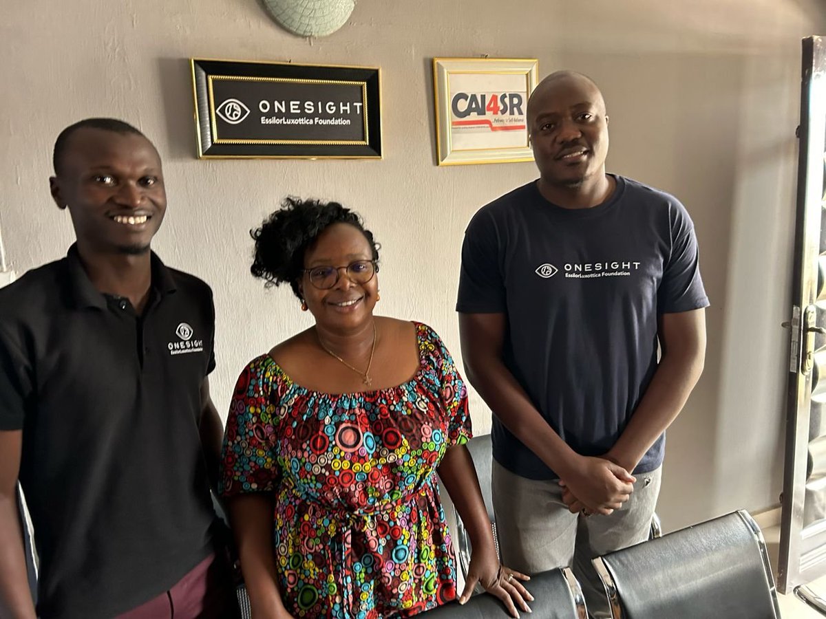 CAI4SRNigeria's tweet photo. It was a great privilege to have the @OneSightOrg team from the Gambia, Zambia and Nigeria on a working visit to strengthen relationship and possible expansion of our work on the fight against uncorrected refractive error in Nigeria @iapb @WHO, @ClementObayi @InsideOsogbo https://t.co/02lIfVbuhZ