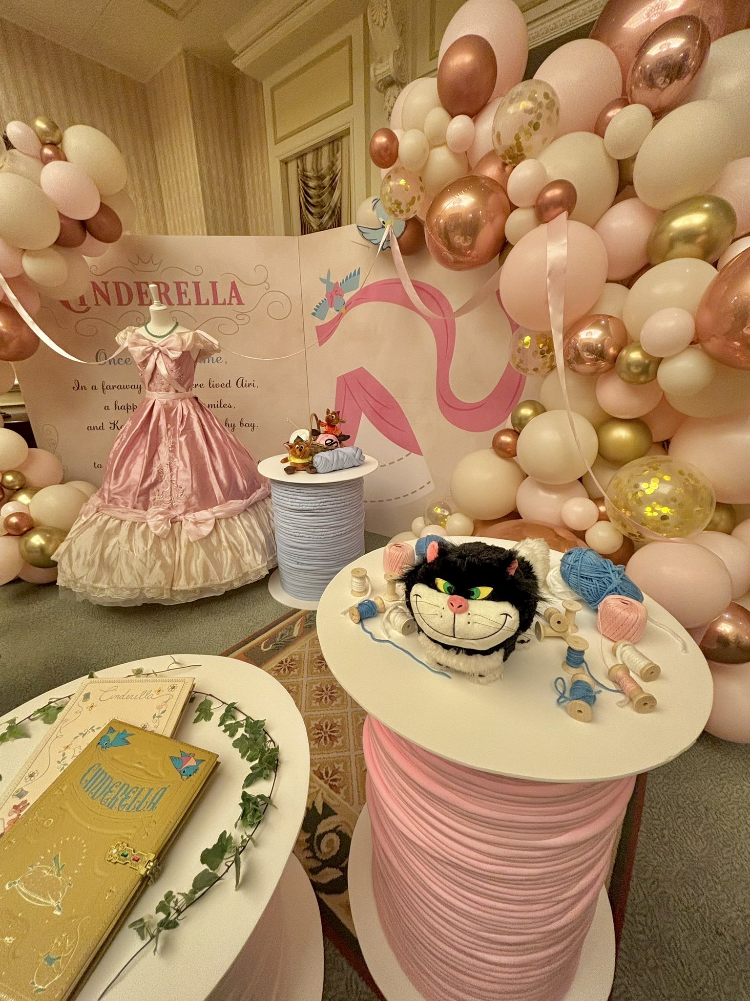 ♡ウェルカムスペース　シンデレライメージ　ウェディング♡ ウェルカムスペースシンデレラ風 結婚式 ウェルカムボード