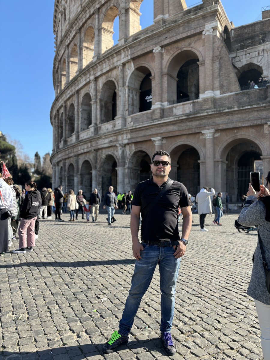 juancamilion's tweet photo. Roma https://t.co/dDungL3O8I