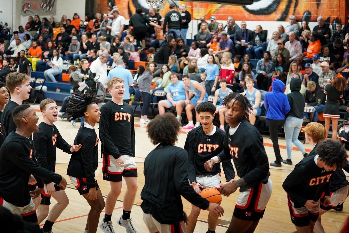 Senior night at the GrindHouse…
One fly, we all
Fly