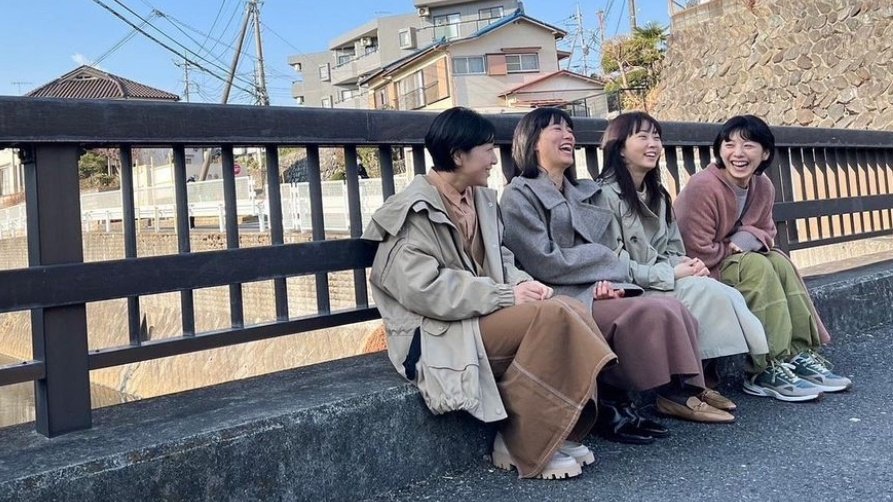 daheeverse's tweet image. 🤗🤗🤗 #Rebooting #BrushUpLife