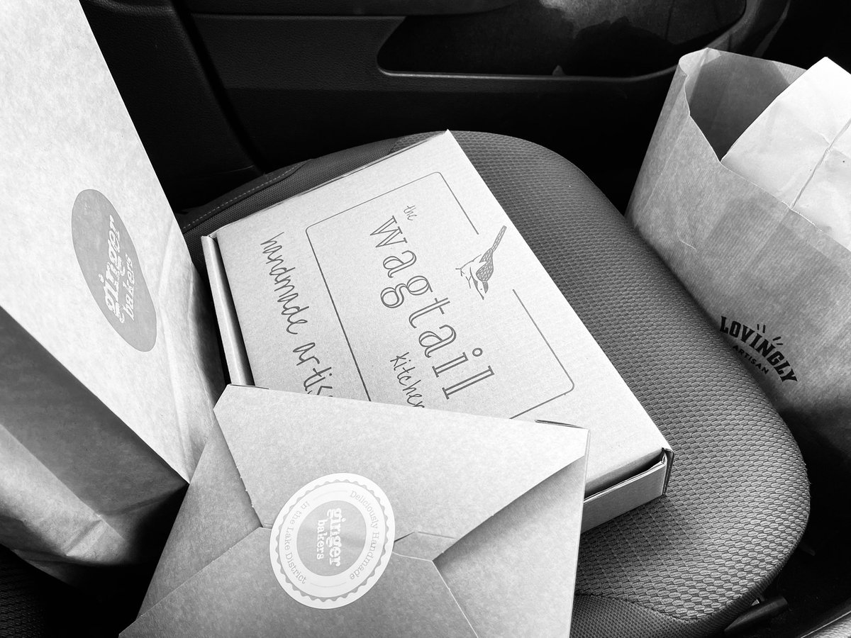LawtoDoor's tweet photo. Lots of goodies to be had at Plumgarth’s Lakeland Food Park, and the sun is shining! How we love to be on the road in the #LakeDistrict @lovinglyartisan @GingerBakers #WagtailKitchen https://t.co/BrjUcnTz1n
