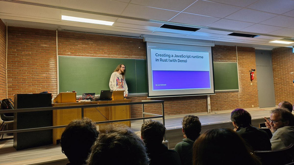 barist9334's tweet photo. @fosdem #rust #golang #js ✌️ https://t.co/36jbDmJAAA