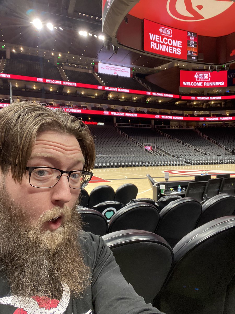 LDrewit's tweet image. Super cool 5k this morning!!! Ran a decent time too for getting over being sick!!! #letsdrewthis #iwasrunning #hyzercreepdg #Teamteeboxsox #teamfullblastdg