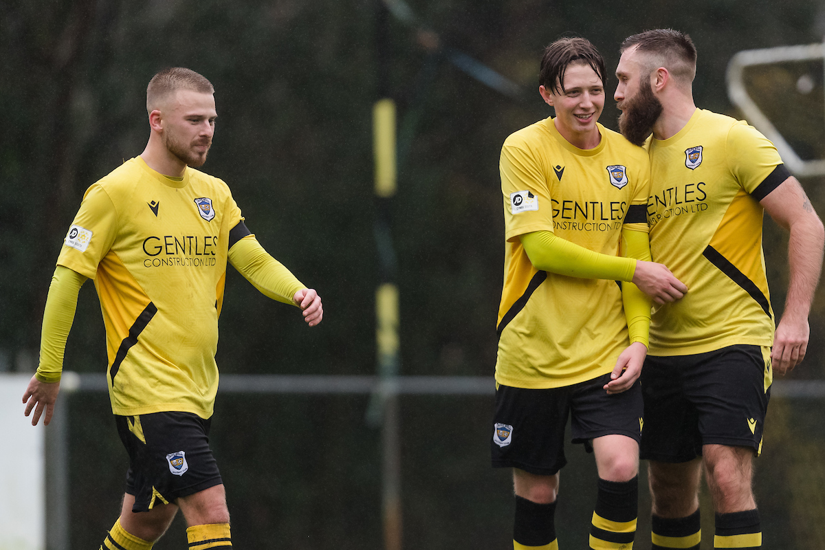 Captain America at the double 🇺🇸

<a href="/Taffswellfc/">Taffs Well FC</a> | #JDCymruSouth