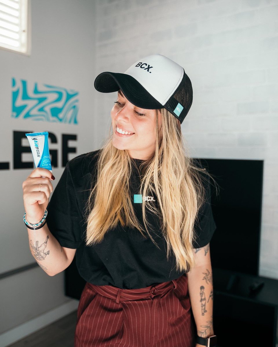 bcxcreators's tweet photo. The new history begins here ⚡️

É com muito orgulho que anunciamos nosso mais novo cliente: #HandDry.

Do tanque de tubarões para o melhor lugar do mundo. Vocês não estão preparados para isso 🦈 😮‍💨

#BCXCreators #ItsAllBCX #HandDryBrasil https://t.co/6anDG02FKs