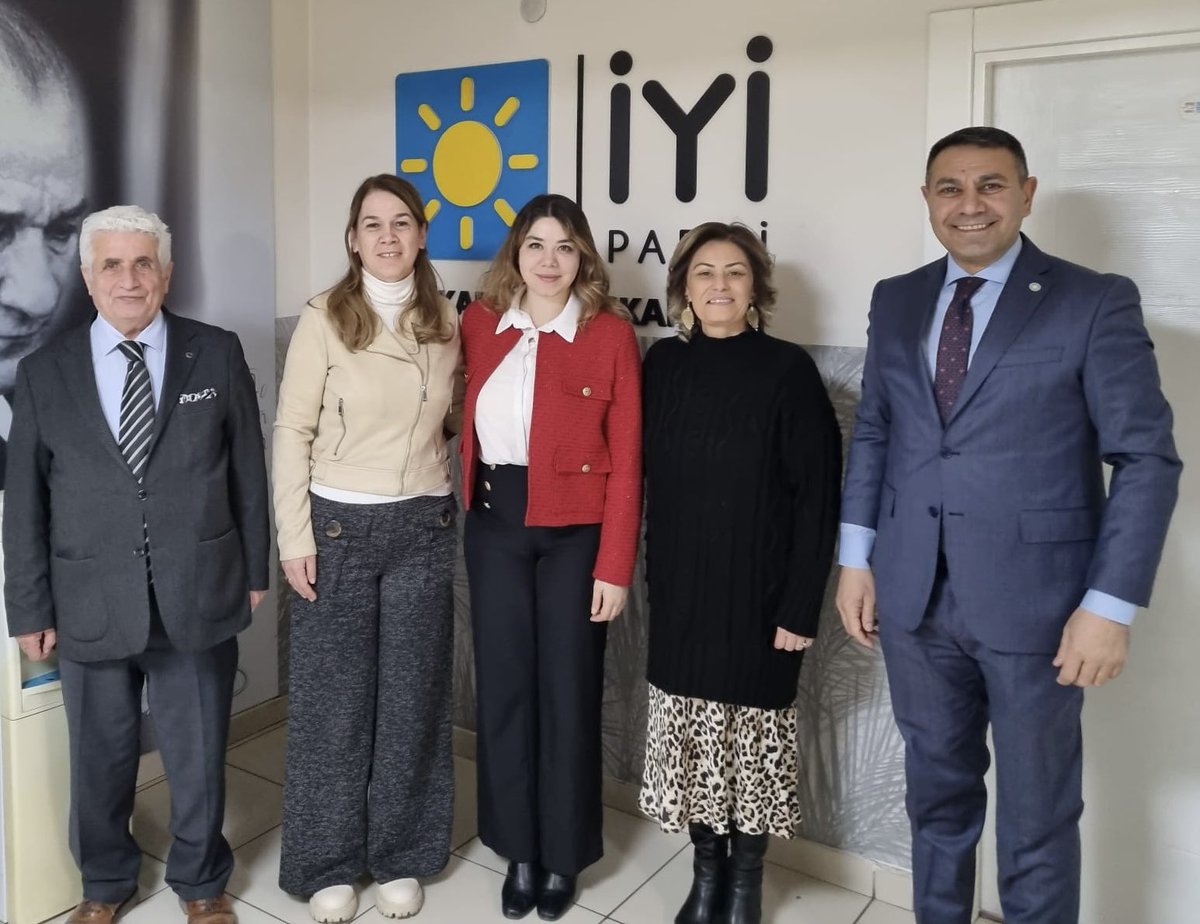 Ankara İl Başkanlığı 3 Şubat Nöbetçilerimiz; 

Fahri Kaymaz 

Aygün İlko (<a href="/AygunIlko/">Aygün İlko</a>)

Zülal Nur Kömürcü (@avnurkomurcu)

Öznur Şahin Öztemel (<a href="/oznursh/">Öznur Şahin Öztemel</a>)

Beşir Şimşek (<a href="/Besirsimsektr/">Beşir Şimşek</a>)