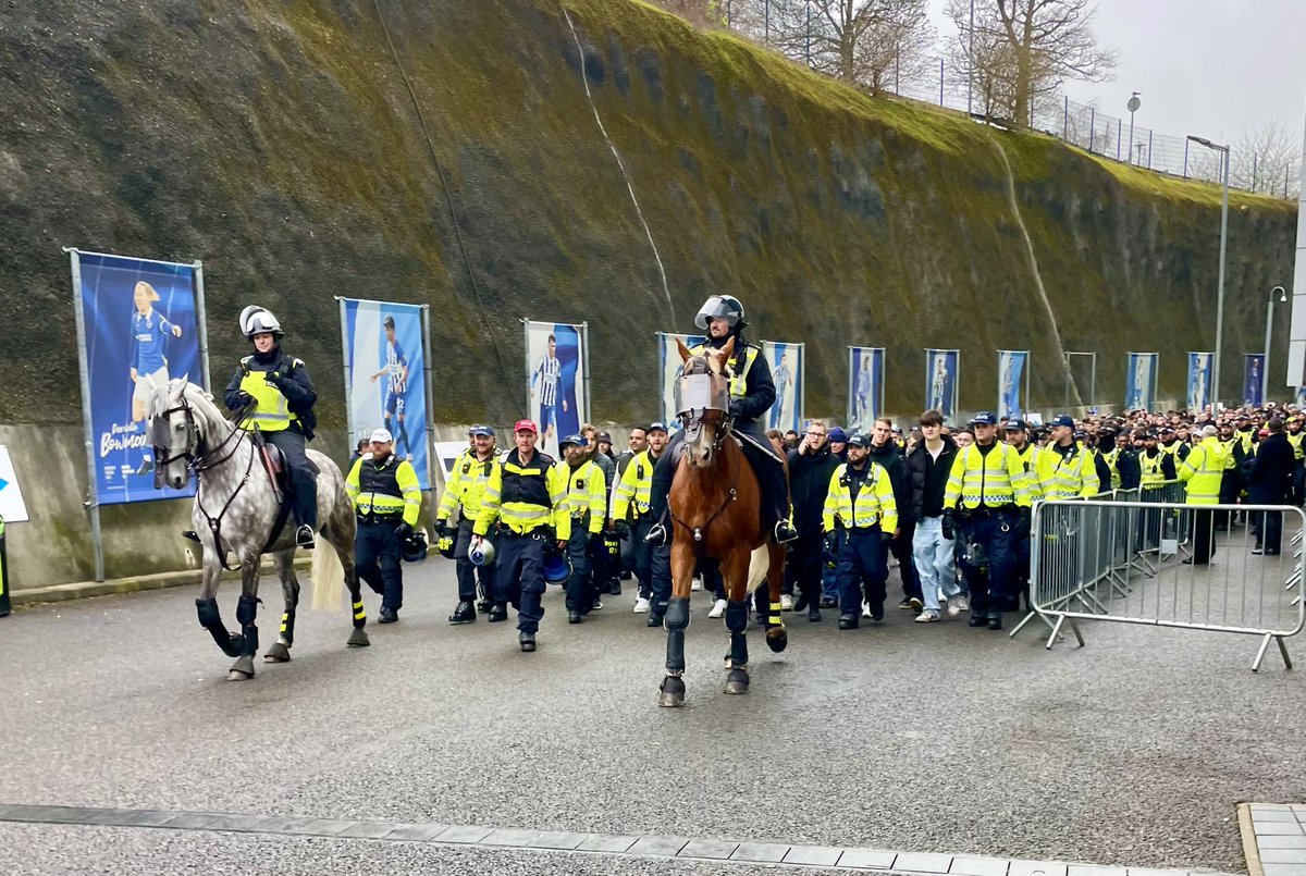 Back at the Amex for the usual #BHACRY shenanigans and hoping for a better result than Tuesday’s. Come on the #seagulls #GOSBTS ⚽️💙🤍