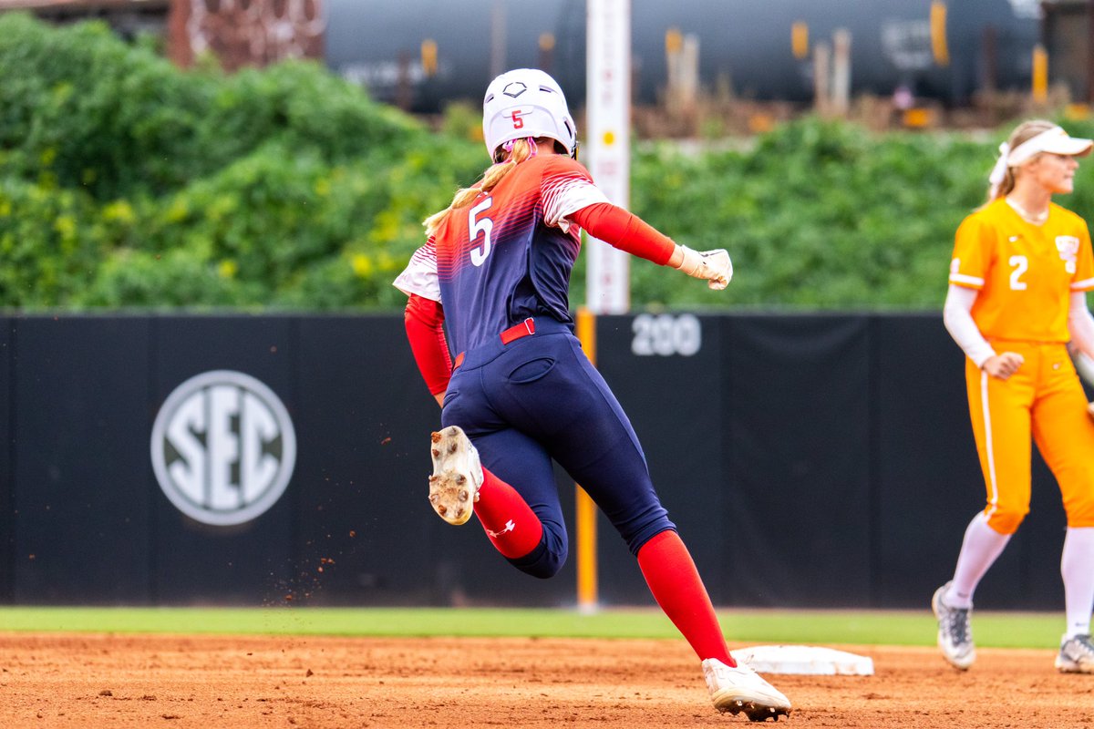 😱 We’re so close! 

See y’all in 5 days 🤩 

#hUmanFirst x #KingPride