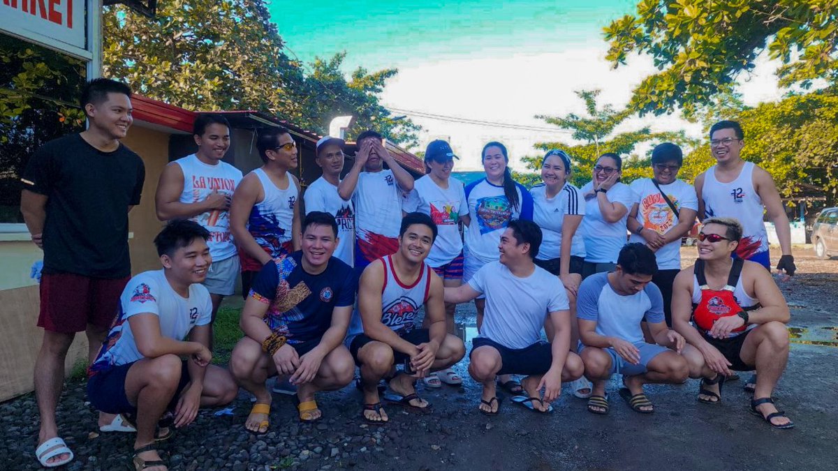 h3ywh9tsURname's tweet photo. Day 12 Training (Feb 3, 2024) 
📸 ctto ⚪️⬜️🤍◻️

ENDURANCE TRIUMPH

It was an endurance training today—covering a two-way 5 km paddling , plus sets of race programs.

#DrivenBySharedStrength #Pdbf #paddlers
#Day12 #endurancetraining https://t.co/j1i69hvP9H