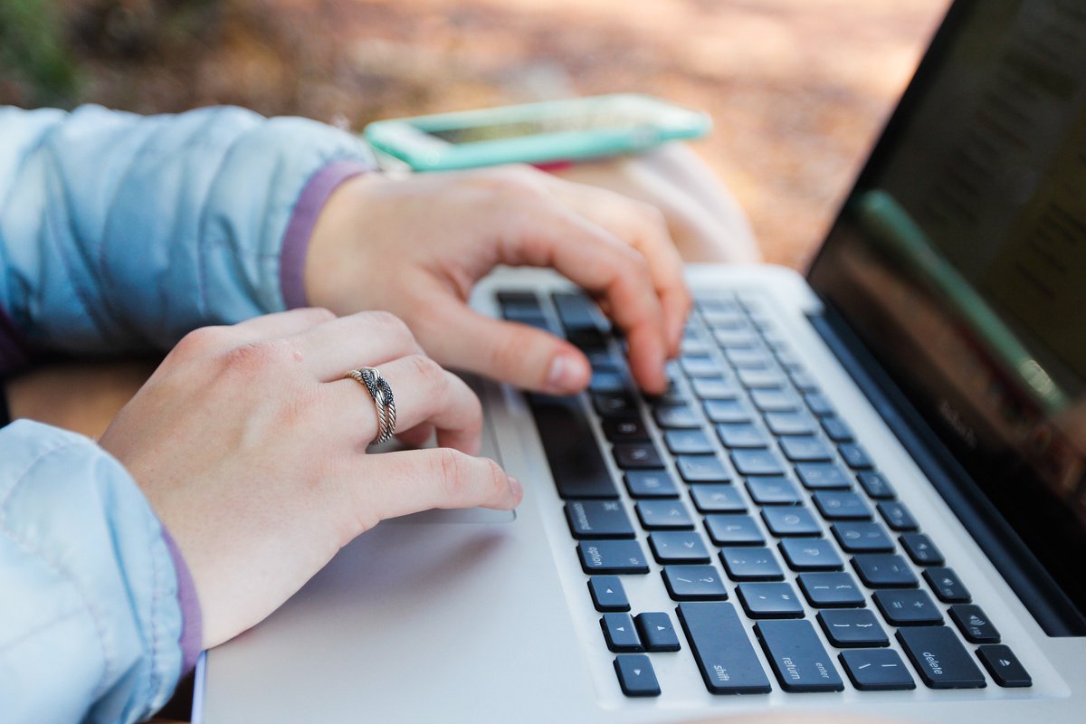 OnlyHostingUK's tweet image. Make sure your hosting provider offers reliable and accessible #CustomerSupport for any technical issues or questions. #CustomerExperience #WebHostingSupport i.mtr.cool/kamvipmxba