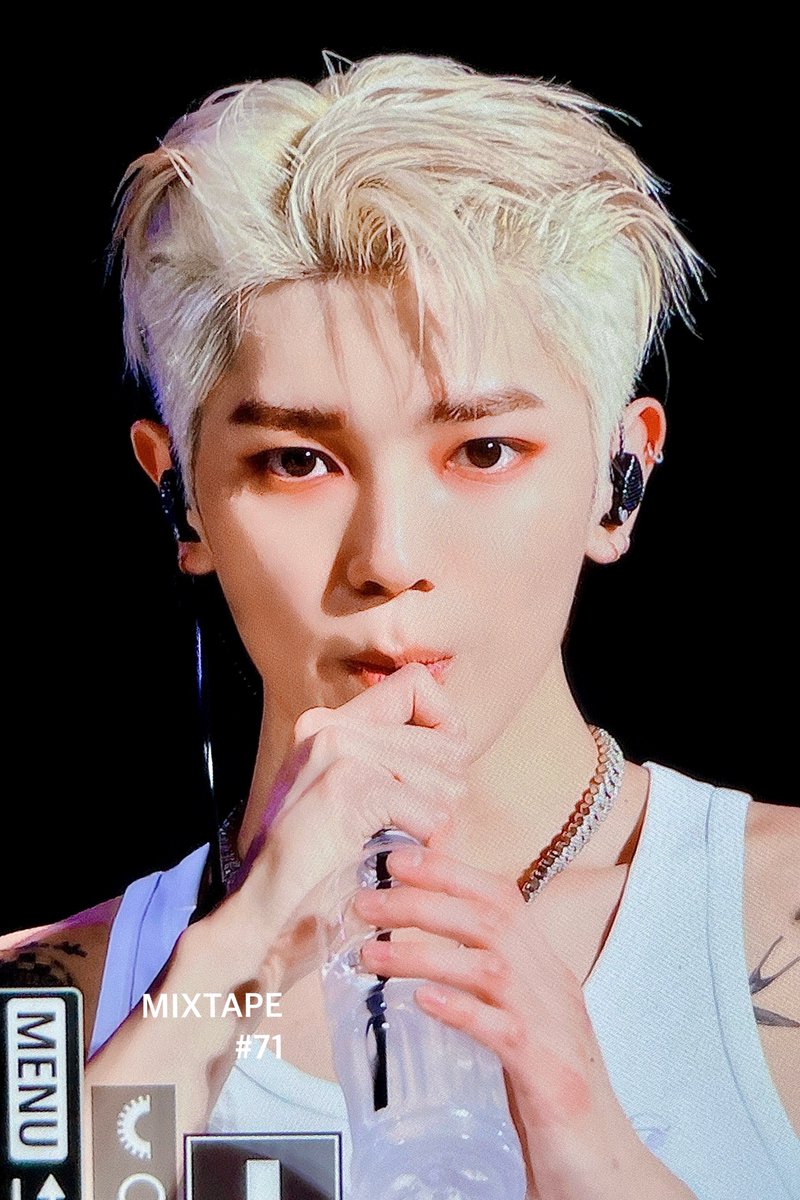 MIXTAPE_71's tweet photo. 240203 THE UNITY IN MACAU DAY1
물마시깅🚰
#태용 #TAEYONG #テヨン https://t.co/OrtJfY82Ps
