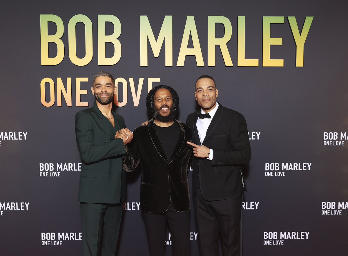 RexStudiosParis's tweet photo. La collection du #RexStudios s’agrandit un peu plus avec les autographes de Kingsley Ben-Adir, Ziggy Marley et
Reinaldo Marcus Green, venus nous présenter en avant-première leur film : #BobMarleyLeFilm : #OneLove. ❤️💚💛 https://t.co/09Qfzx6Ce9