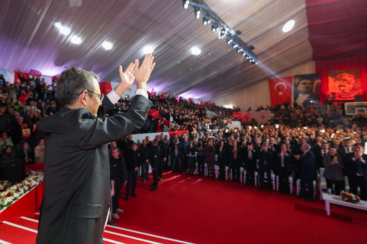 eczozgurozel's tweet photo. Manisa'da Büyükşehir Belediye Başkan Adayımız Ferdi Zeyrek ve belediye başkan adaylarımızın tanıtım toplantısını gerçekleştirdik.

"Manisa’yı Cengiz Ergün’ün şımarıklığından, rantçılığından ve Cumhur İttifakı’nın sömürüsünden kurtaracak ittifakın adı Manisa İttifakıdır." https://t.co/9aiav8QtP1