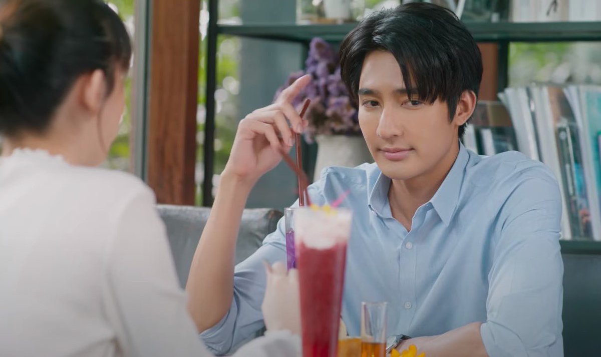 around_ent's tweet image. “เอิร์ท” ใจสั่นอยู่ใกล้ชิด “เอ็มม่า” ติดตามชมซีรีส์ “หารักด้วยใจเธอ Find Yourself” ในวันจันทร์ที่ 5 กุมภาพันธ์นี้ เวลา 20:30 น. ทางช่อง GMM25 และ เวลา 22:30 น. ทาง Viu

อ่านข่าวเพิ่มเติม
📍 facebook.com/10006348472399…

#หารักด้วยใจเธอ #FindYourself
#FindYourselfTH 
#Theearthe