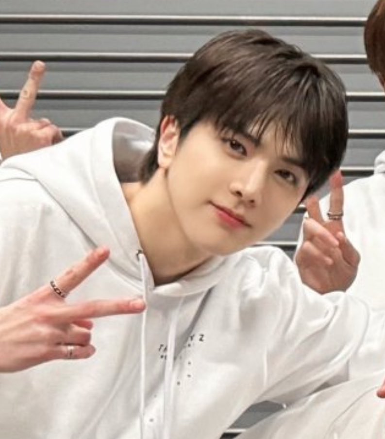 훈다님.. 보구시퍼요