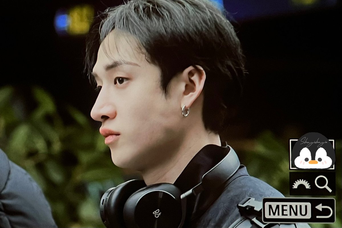 BCHANPIC's tweet photo. BANGCHAN???? https://t.co/YJCNUw6fZb