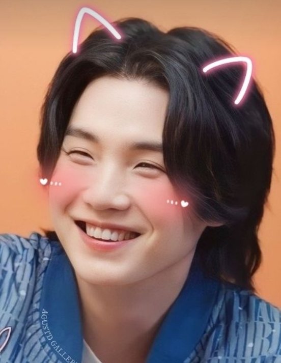 𝗦𝗨𝗚𝗔 민윤기 tweet media