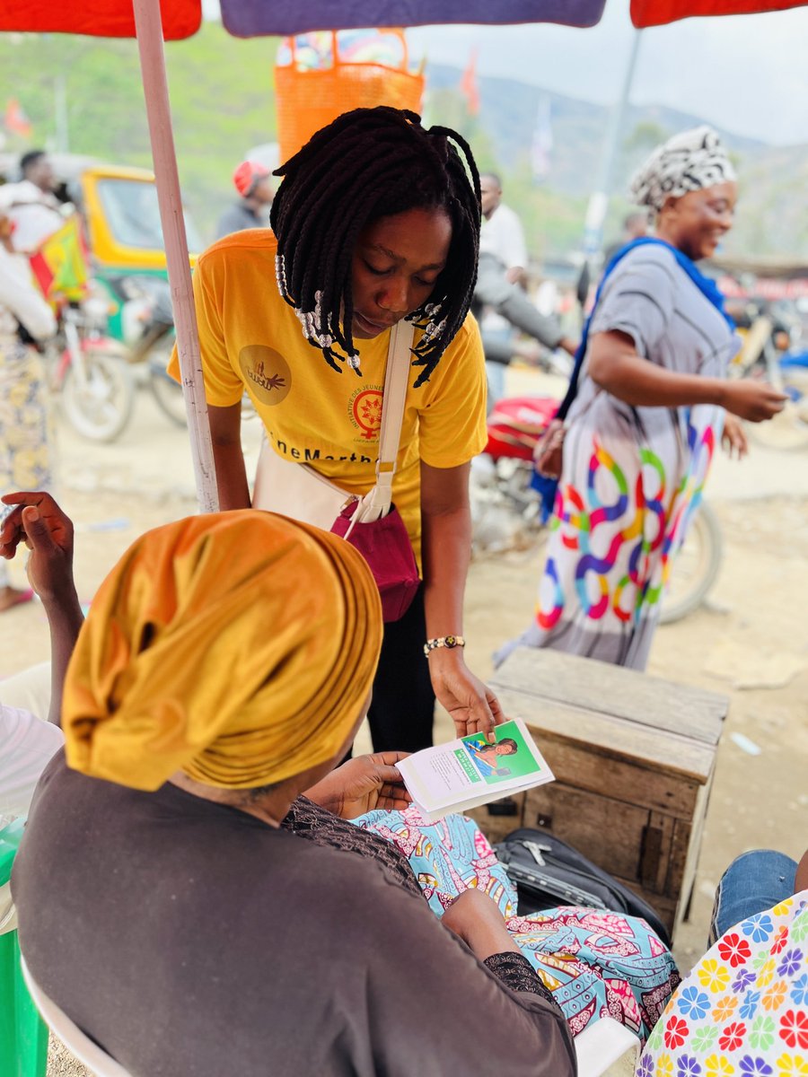 Initiative des jeunes filles en action tweet media