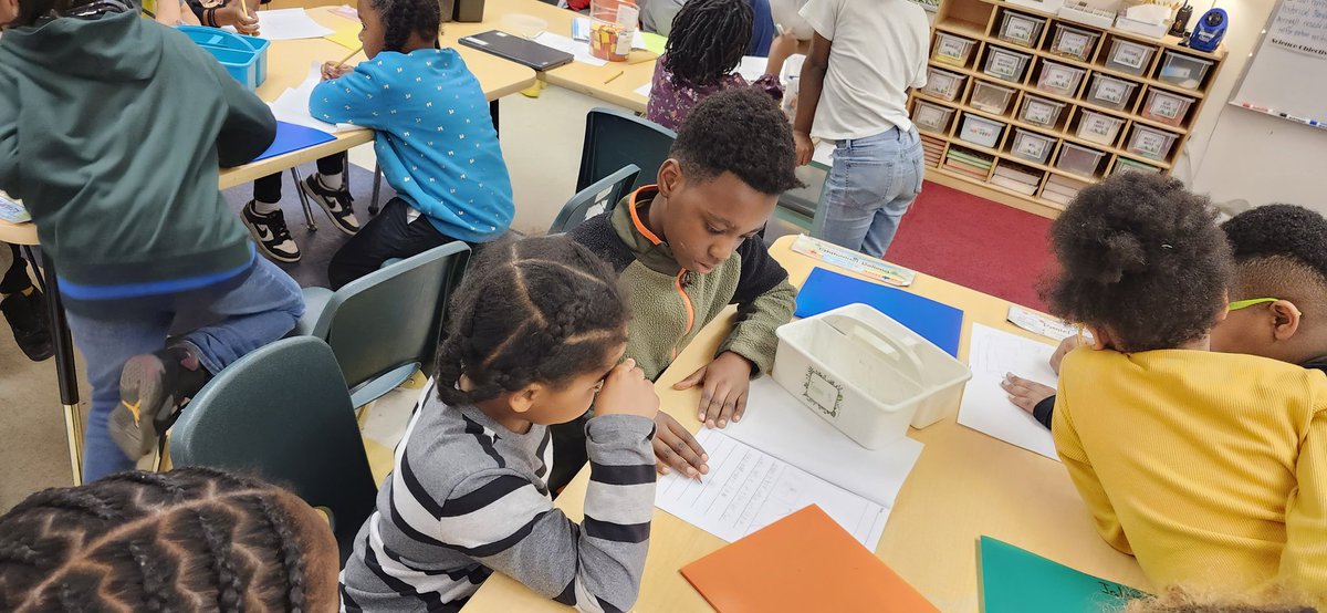 Traci Mathena tweet media