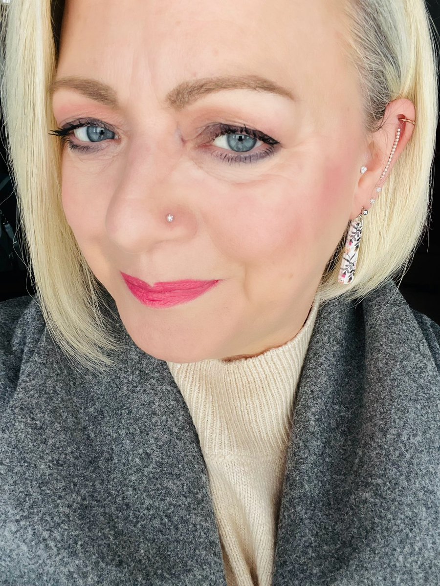 Ćh💋ryl 👩🏼👗 tweet media