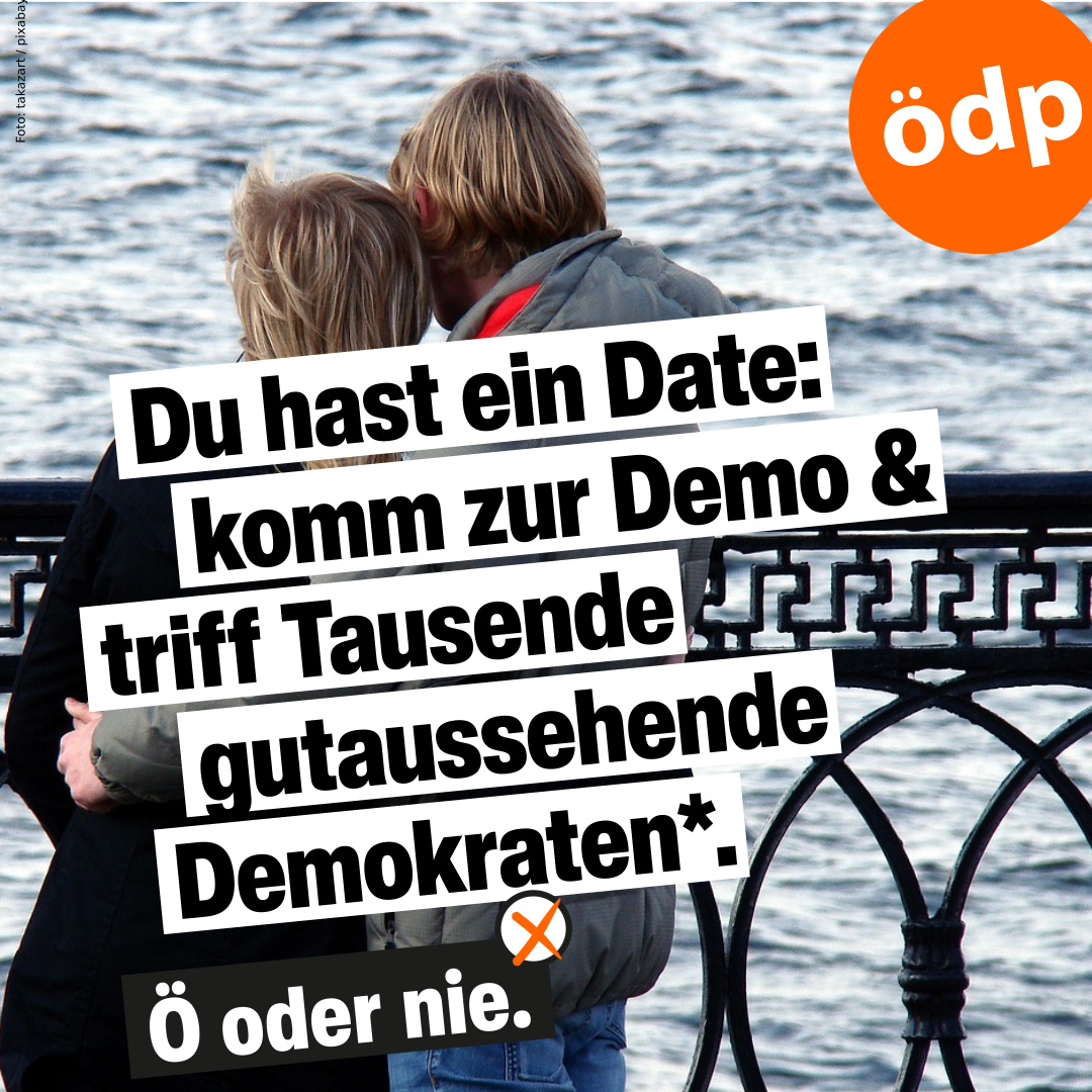 Auch heute gibt es bayernweit wieder Demonstrationszüge und Kundgebungen für unsere Demokratie. Geh hin! Die  ÖDP tritt für eine friedliche, vielfältige Gesellschaft ein und kämpft für unsere freiheitlich-demokratische Grundordnung.
#ÖDP #orangeaktiv #öodernie #erstaunlichehrlich