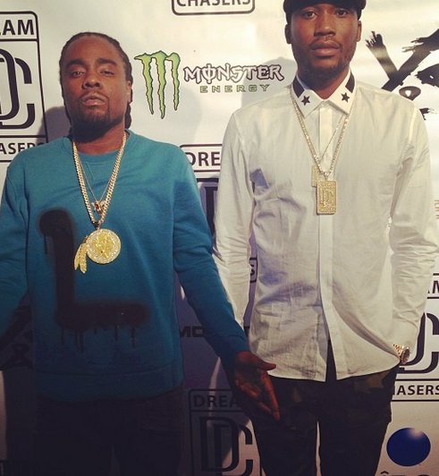 Saintmino001's tweet photo. "Me and @Wale step out the rolls wit the #gunmanpose like @Olamide "
- @MeekMill 3/19/15 https://t.co/5LxK6BgY2C