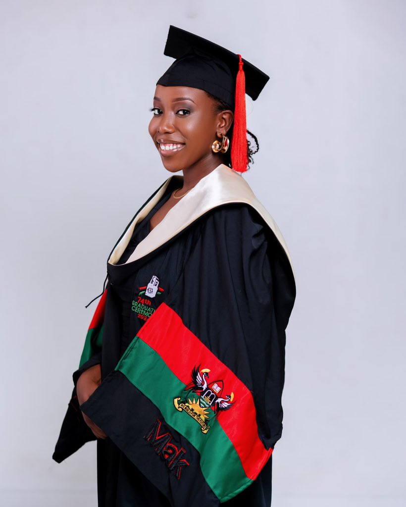 Congratulations (9 to our own @_blessing_martha
#updfladyhawks #congs #Graduate