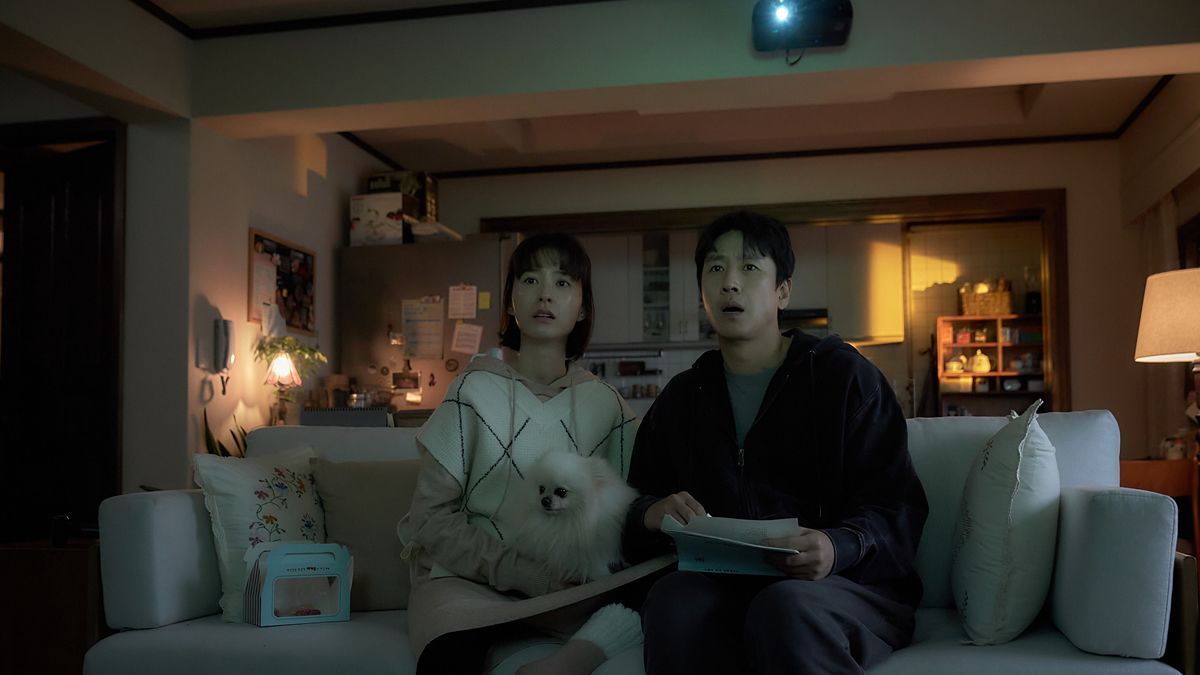 Si vous avez raté l'ouverture de la reprise du <a href="/FestGerardmer/">Festival de Gérardmer</a> à la Cinémathèque mercredi dernier, avec le Grand Prix "Sleep" de Jason Yu, pas d'inquiétude, le film repasse ce dimanche ! Et vous allez adorer.
 cinematheque.fr/seance/40642.h…