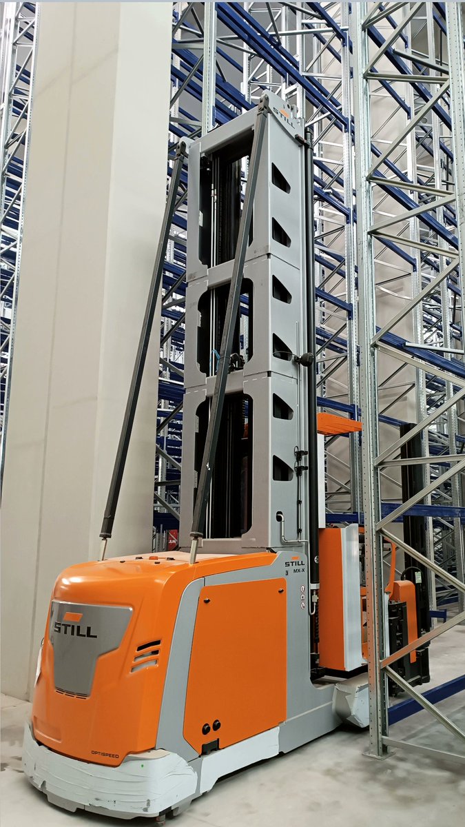 MarocStill's tweet photo. 🚀 Vous recherchez à augmenter l'optimisation de votre stockage ? 

Notre nouvelle livraison de magnifiques chariots #VNA tridirectionnels #STILL #MX-X dans le milieu #pharma au Maroc ! 

Contactez-nous pour en savoir plus sur nos solutions sur https://t.co/nZjoLkXWqk 🌐 https://t.co/WKj8bnvNSS