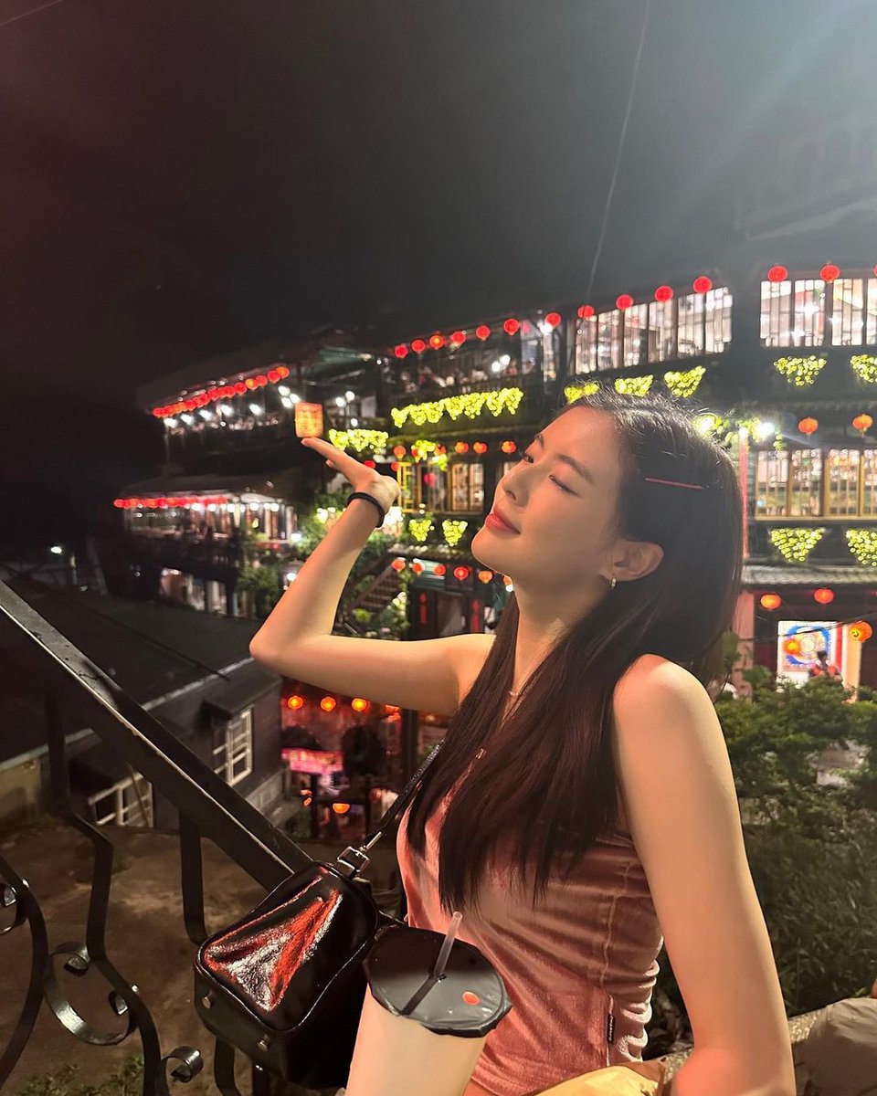 sunbinsarchive's tweet photo. 🌆

#이선빈 #LeeSunBin https://t.co/VKFUwvM87s
