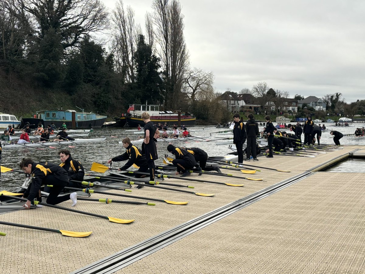 HamptonRowing's tweet photo. It’s the 2024 Hampton Fours and Eights Head today and we’re very much looking forward to welcoming around 2,000 young rowers from across the country for a great day of racing. #HamptonHead #HH24  #Rowing 🚣‍♂️ https://t.co/YrMtxg9dry